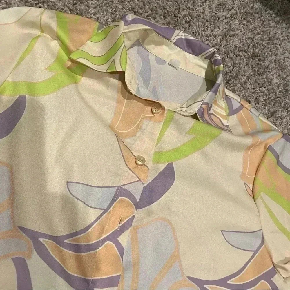 FLORAL Print Shirt - Picture 7 of 12